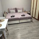 студио ива 2 Сливен