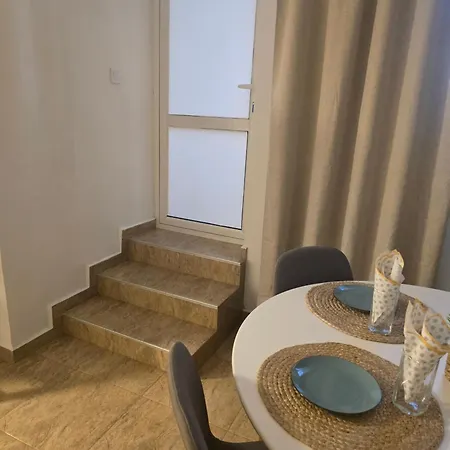 студио ива 2 Apartment *