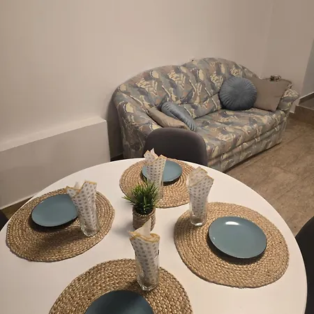 студио ива 2 Apartment Sliven