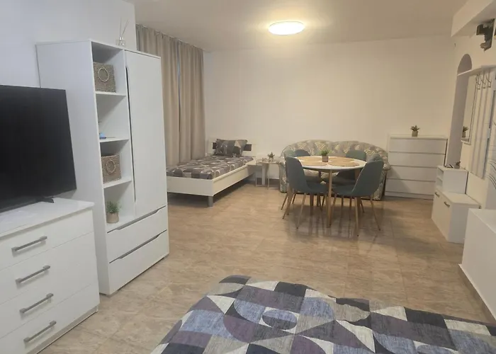 студио ива 2 Апартаменты *